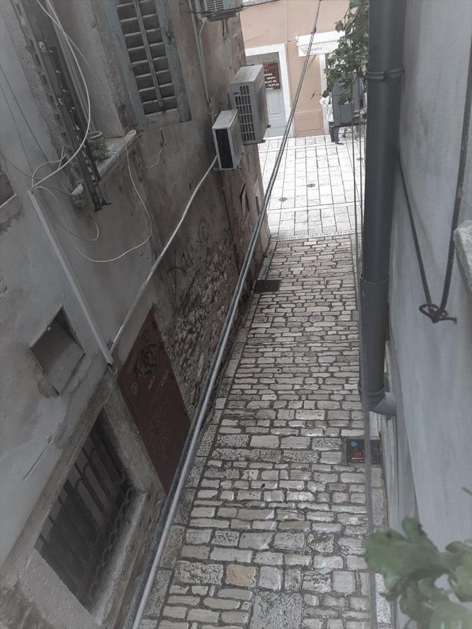Apartament Charmy Rovinj Zewnętrze zdjęcie